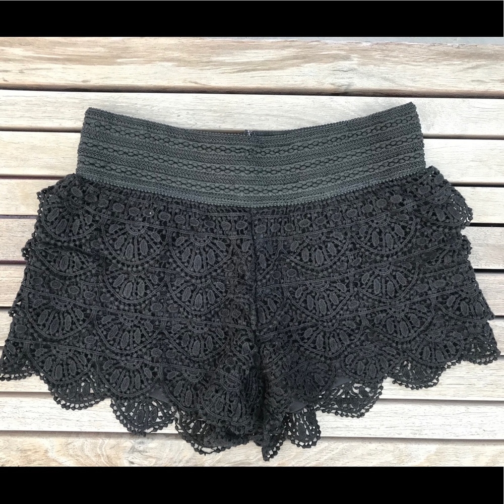 black lace shorts